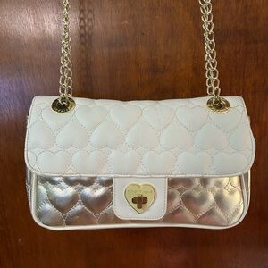 Betsey Johnson Cream Gold Faux Leather Crossbody Purse w Heart Quilted Stitching